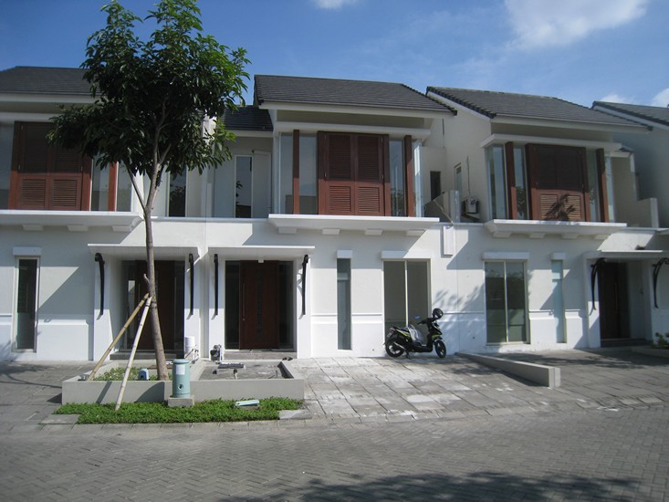 Rumah Baru Gress Full Renov Grand Harvest Wiyung Surabaya