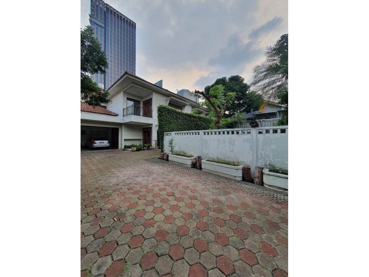 Dijual Rumah Strategis Belakang Citos Jakarta Selatan AG1932
