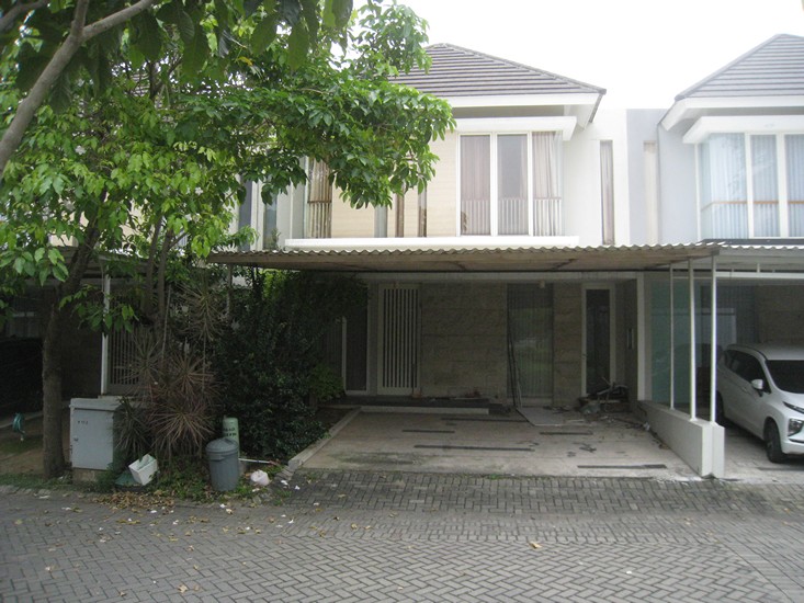 Rumah Minimalis Siaphuni, CitraLand Taman Puspa Raya, Surabaya.