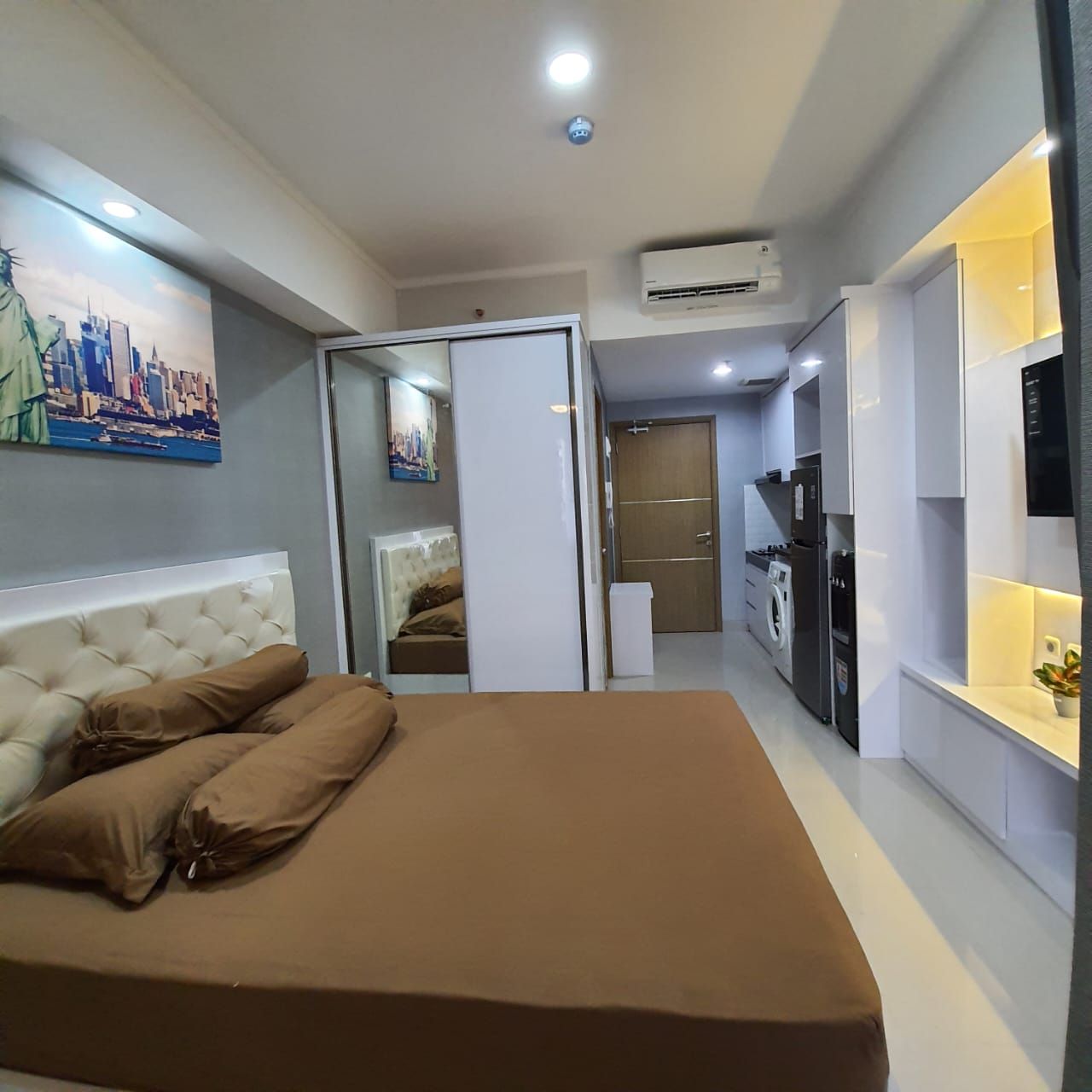 Disewa Apartemen Oasis Cikarang Tipe Studio Full Furnished AG193