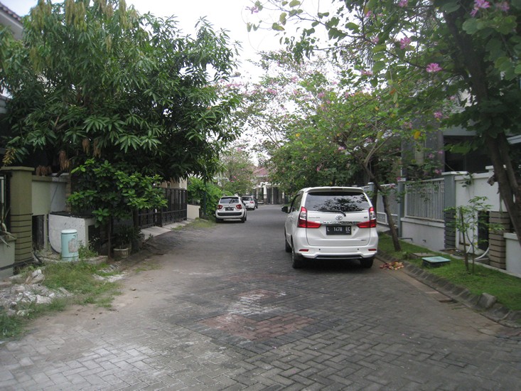 Rumah Central Park A.Yani Regency, Ketintang, Surabaya.