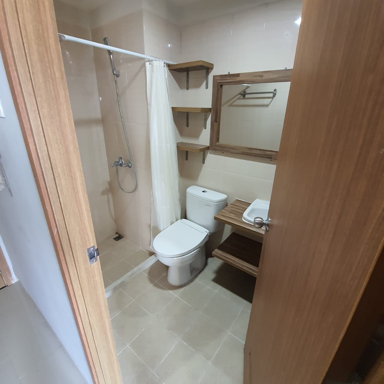 Disewa Apartemen Oasis Cikarang Tipe Studio Lantai 21