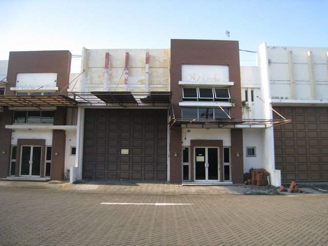 Gudang Margomulyo Grand Centre Strategis MultiGuna, Surabaya