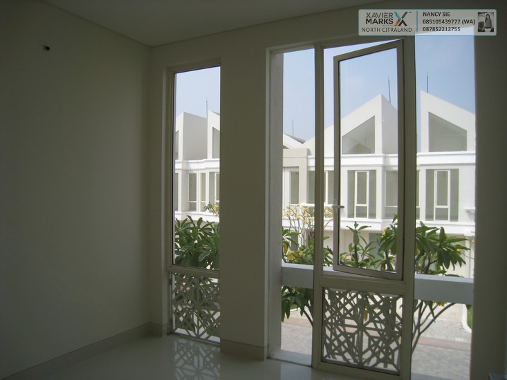 Rumah 2 lantai Minimalis Modern di Grand Pakuwon, Tandes, Suraba