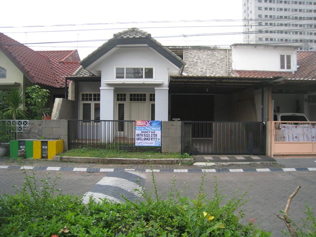 Rumah Terawat Siaphuni SHM diPerumahan Babatan Pratama, Surabaya