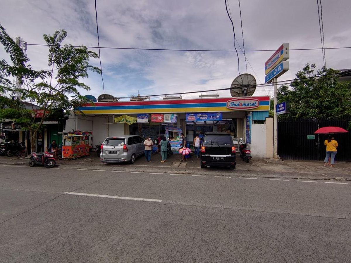 Dijual Rumah Dengan Tempat Usaha di Tanjung Priok AG1974