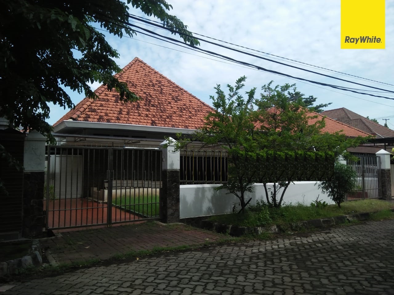 Dijual Rumah di Jalan Kelabat, Surabaya Pusat