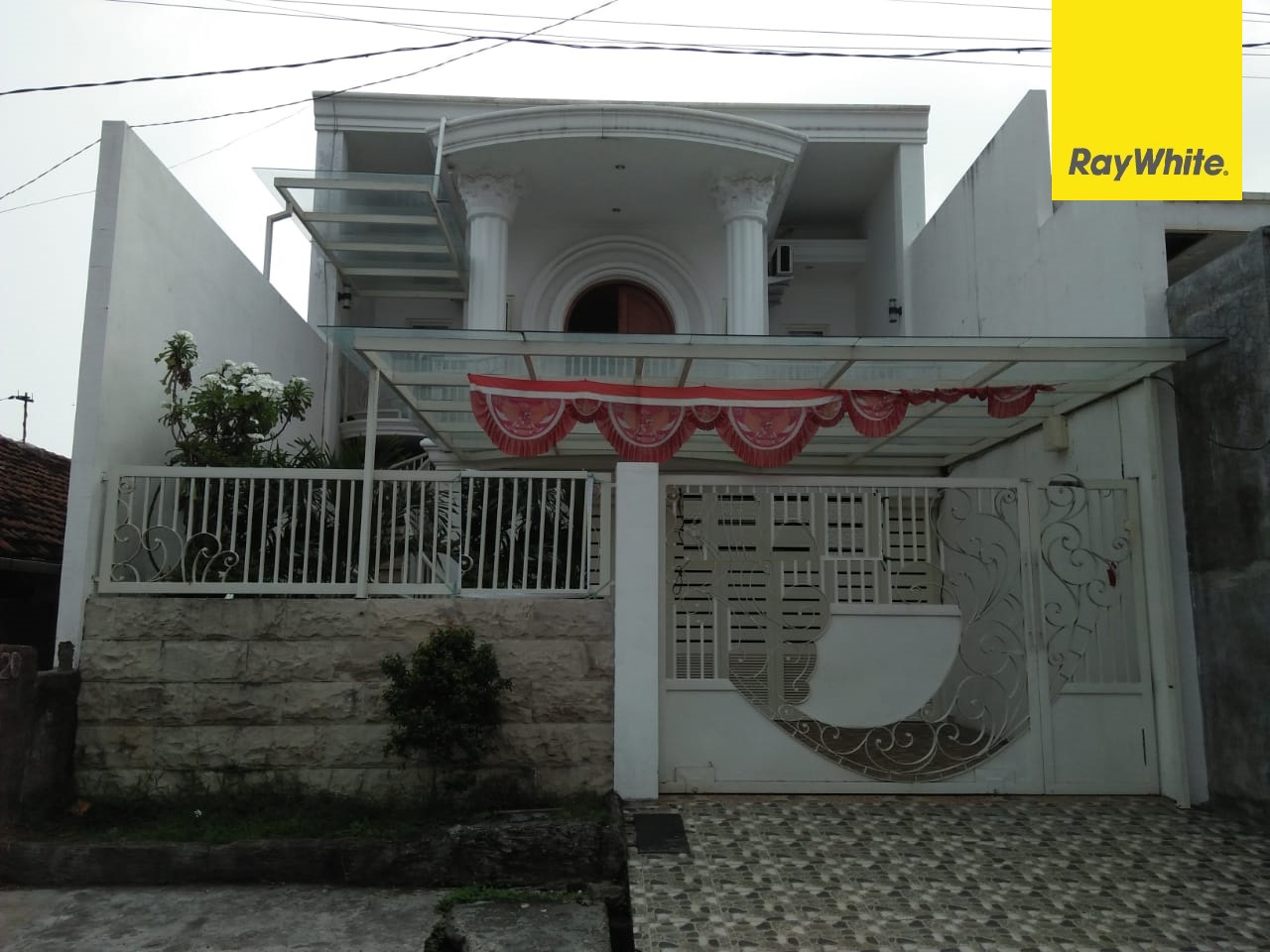 Dijual Rumah SHM di Jl Petemon, Surabaya Pusat