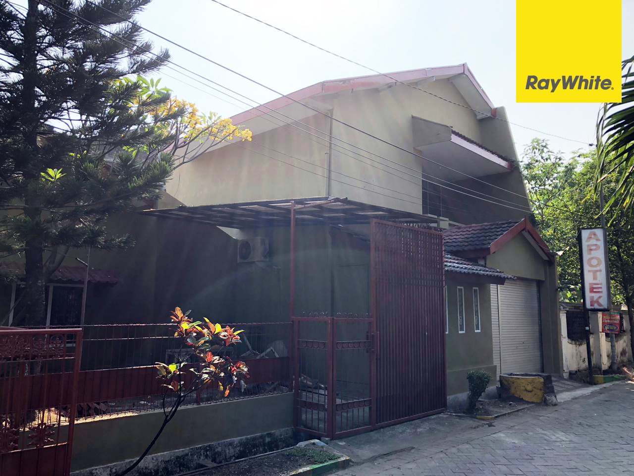 Rumah 2 Lantai Dijual Wisma Lidah Kulon, Lakarsantri, Surabaya