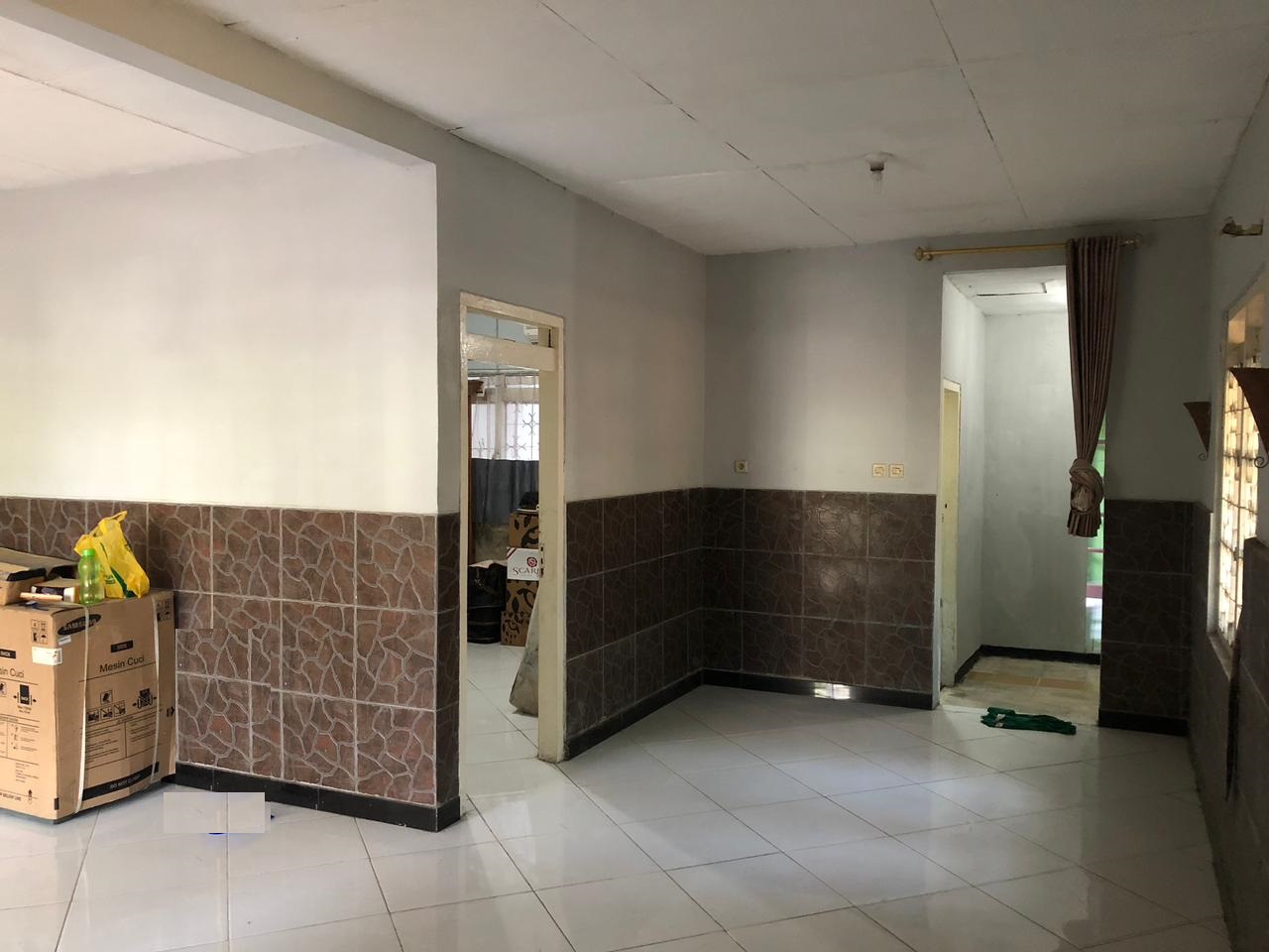 Rumah 2 Lantai Dijual Wisma Lidah Kulon, Lakarsantri, Surabaya