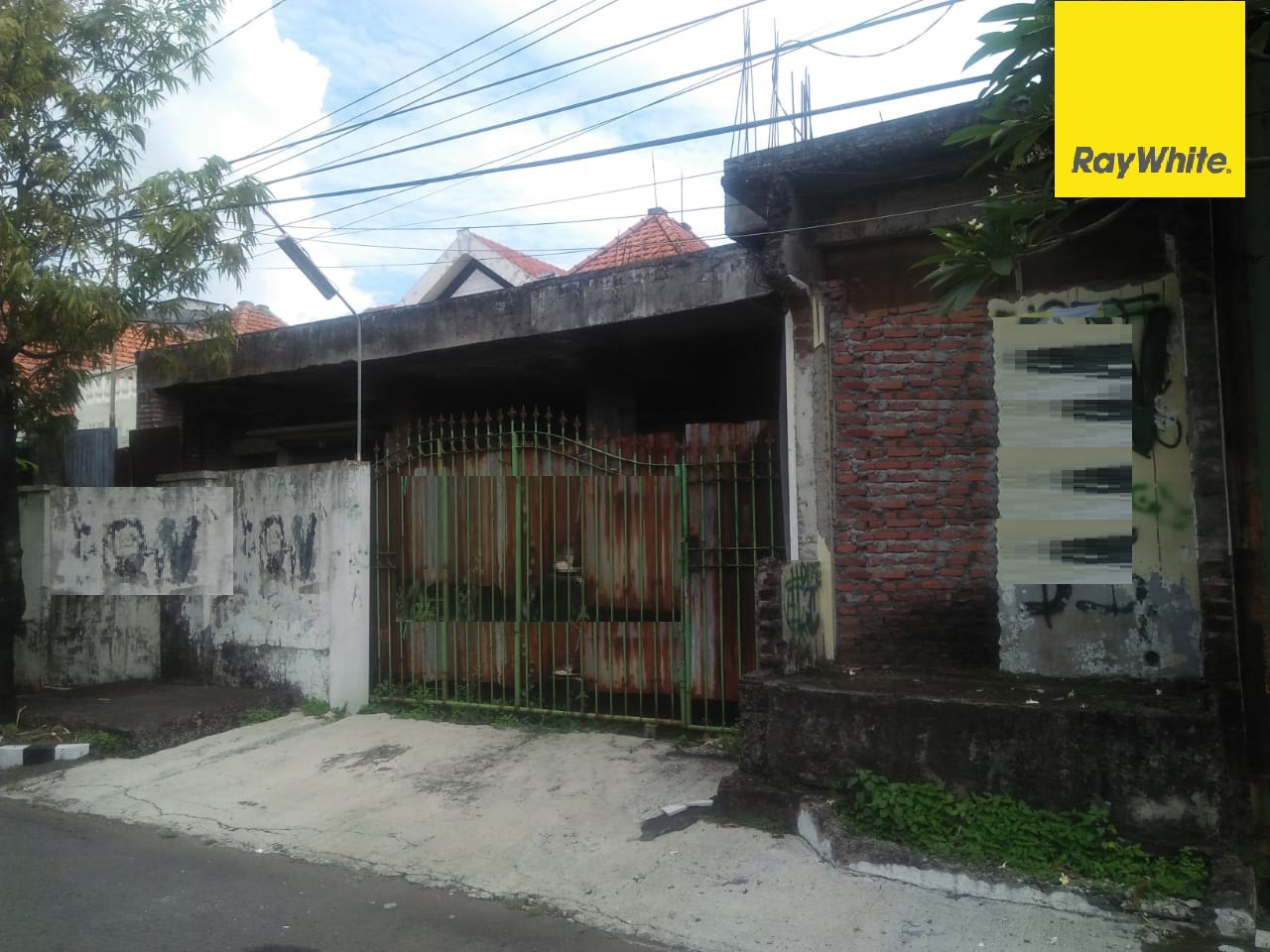 Dijual Rumah di Jalan Kampar, Surabaya Pusat