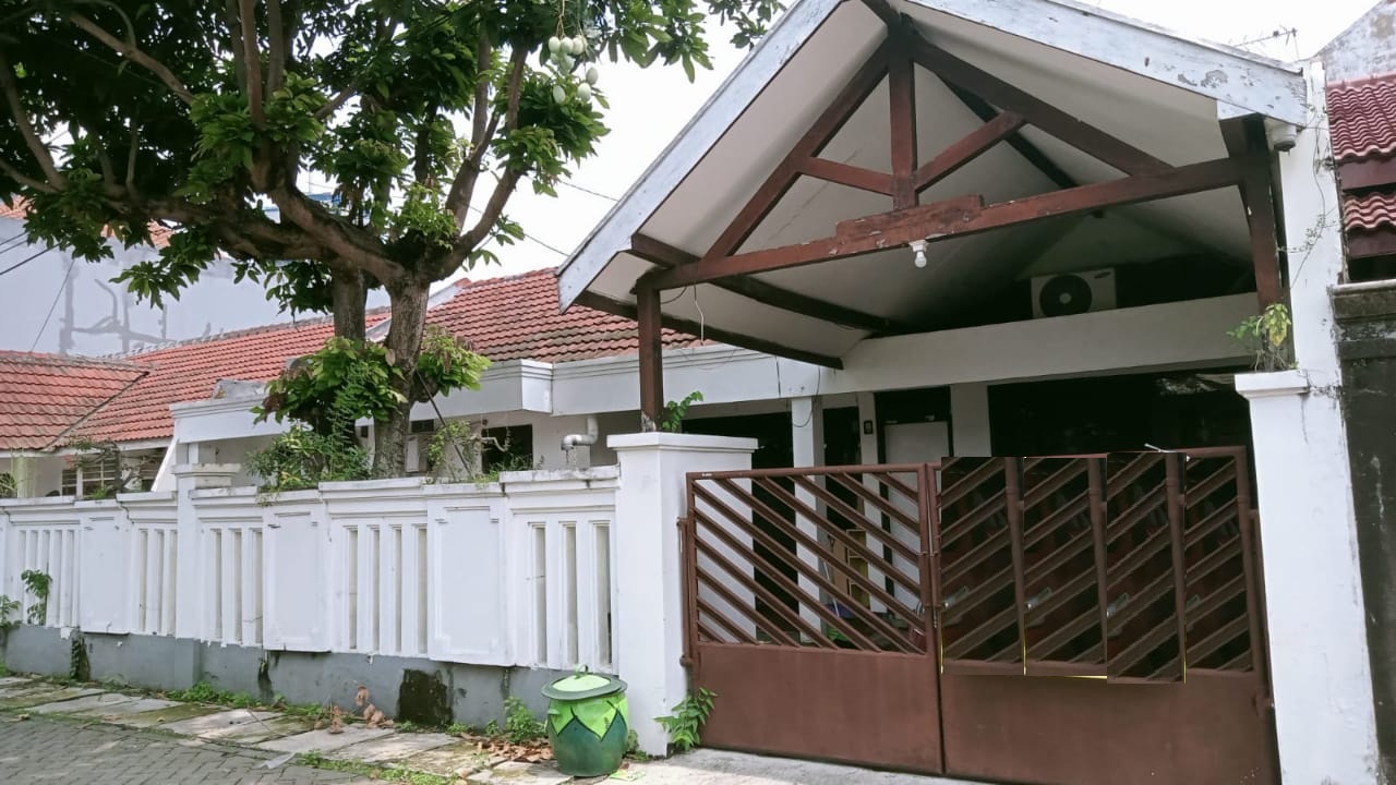 rumah dijual putat indah timur surabaya