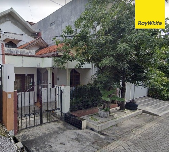 Dijual Rumah 2 Lantai Lokasi Strategis Jl. Pakis Tirtosari