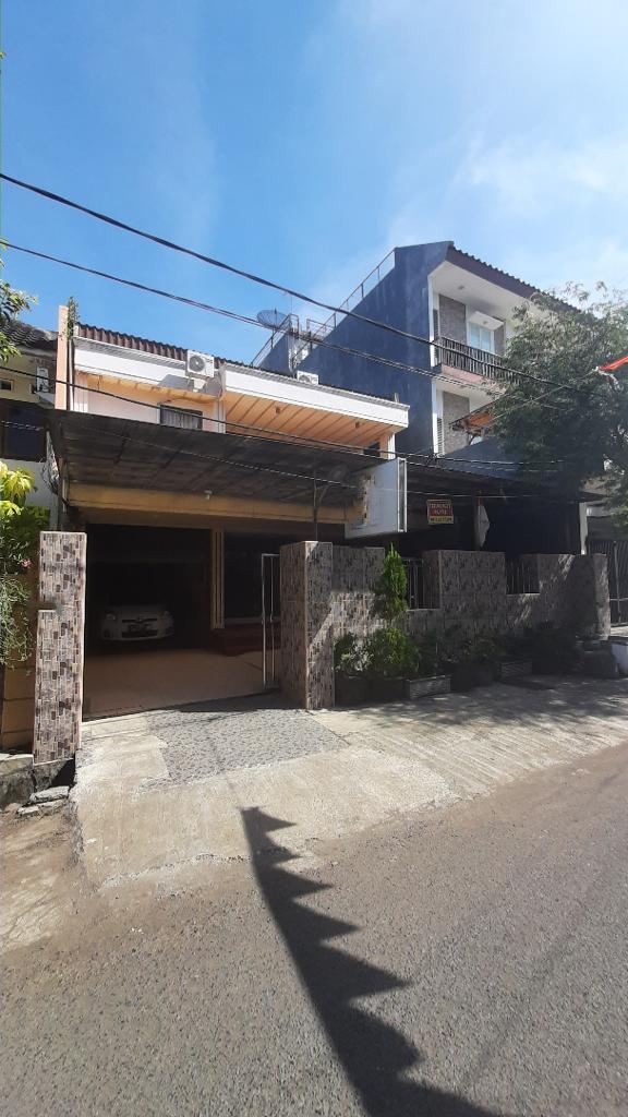 Rumah Dijual 2 Lantai di Jl. Pucang Anom Timur, Surabaya