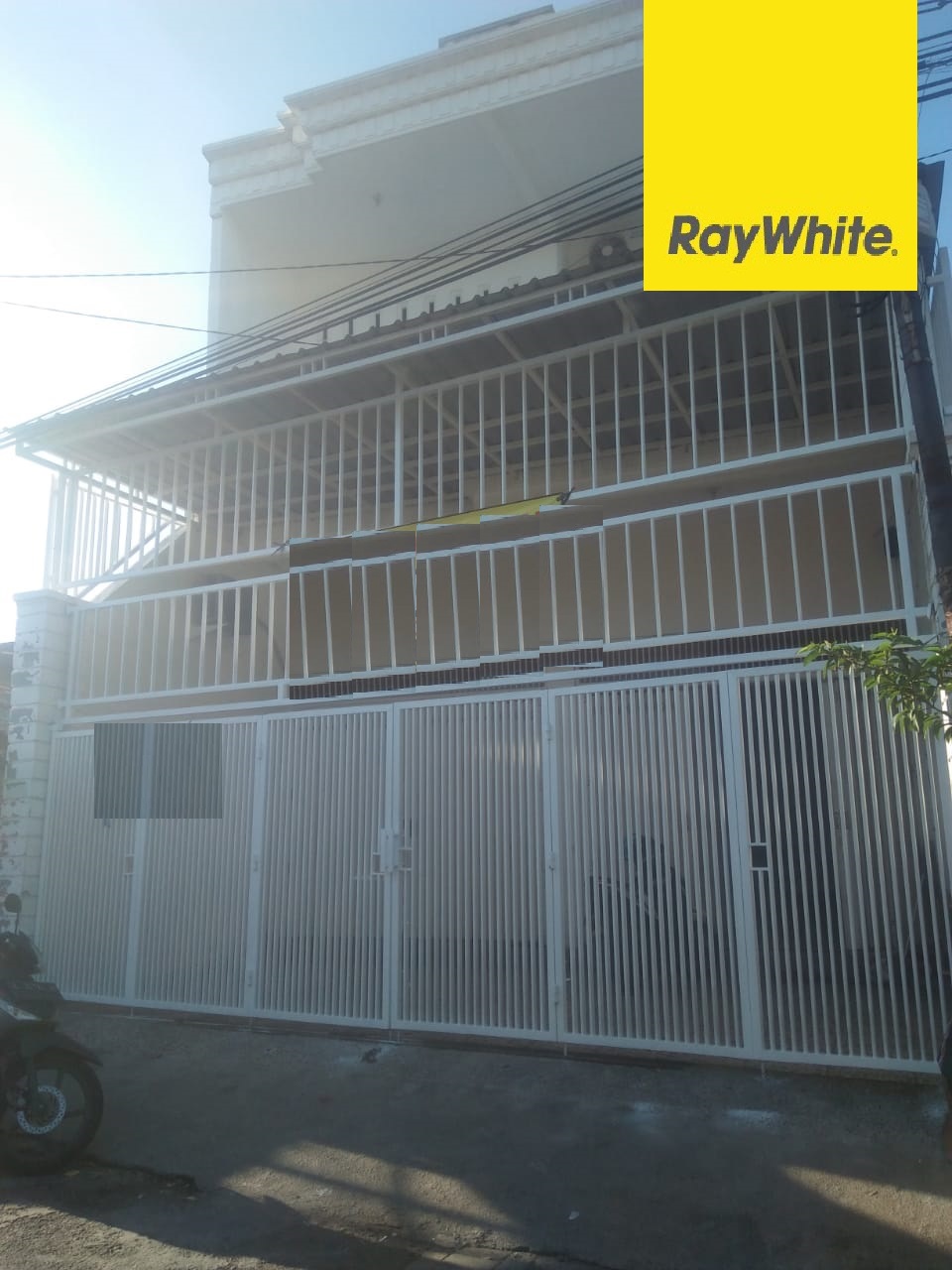 Dijual Rumah Kost 2 lantai di Jl Tempel Sukorejo, Surabaya Pusat