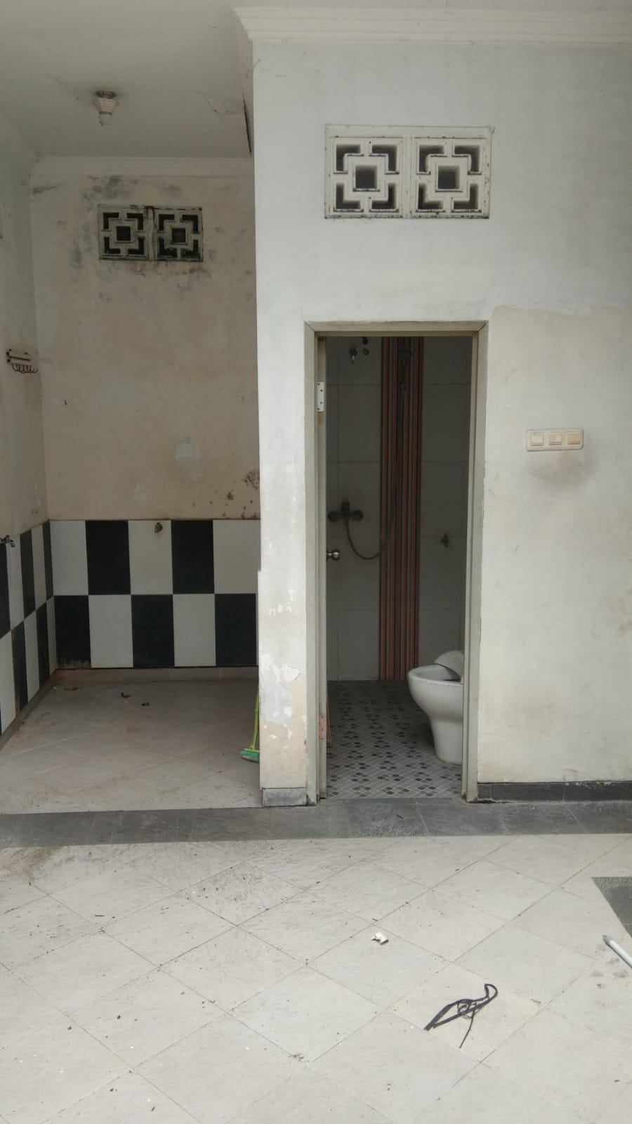 rumah dijual petemon surabaya