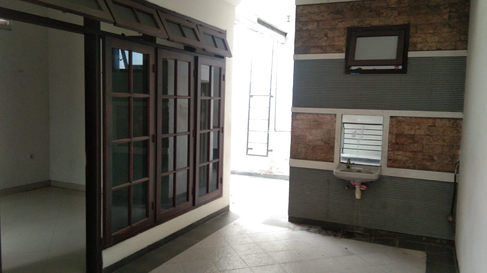 rumah dijual petemon surabaya