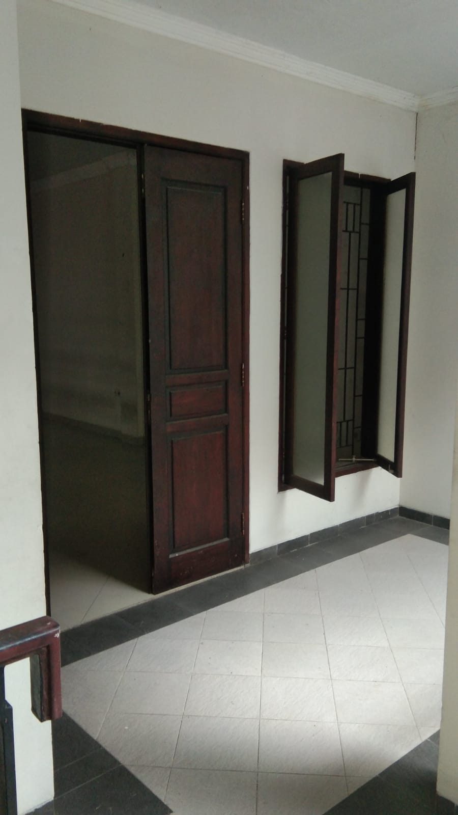 rumah dijual petemon surabaya