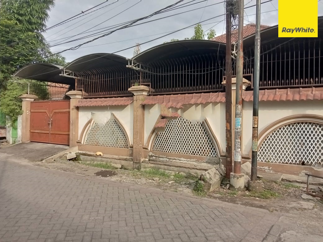 Dijual Rumah Siap Huni Lokasi di Jl. Kutisari Selatan