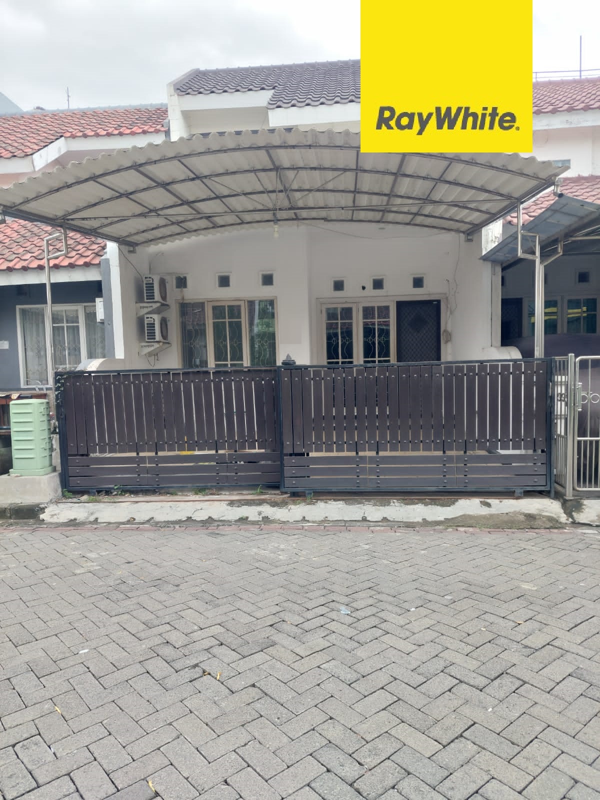 Dijual Rumah SHM di Taman Mutiara Surabaya