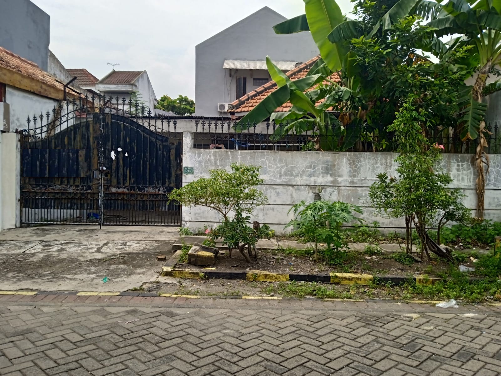 tanah dijual dukuh kupang timur surabaya