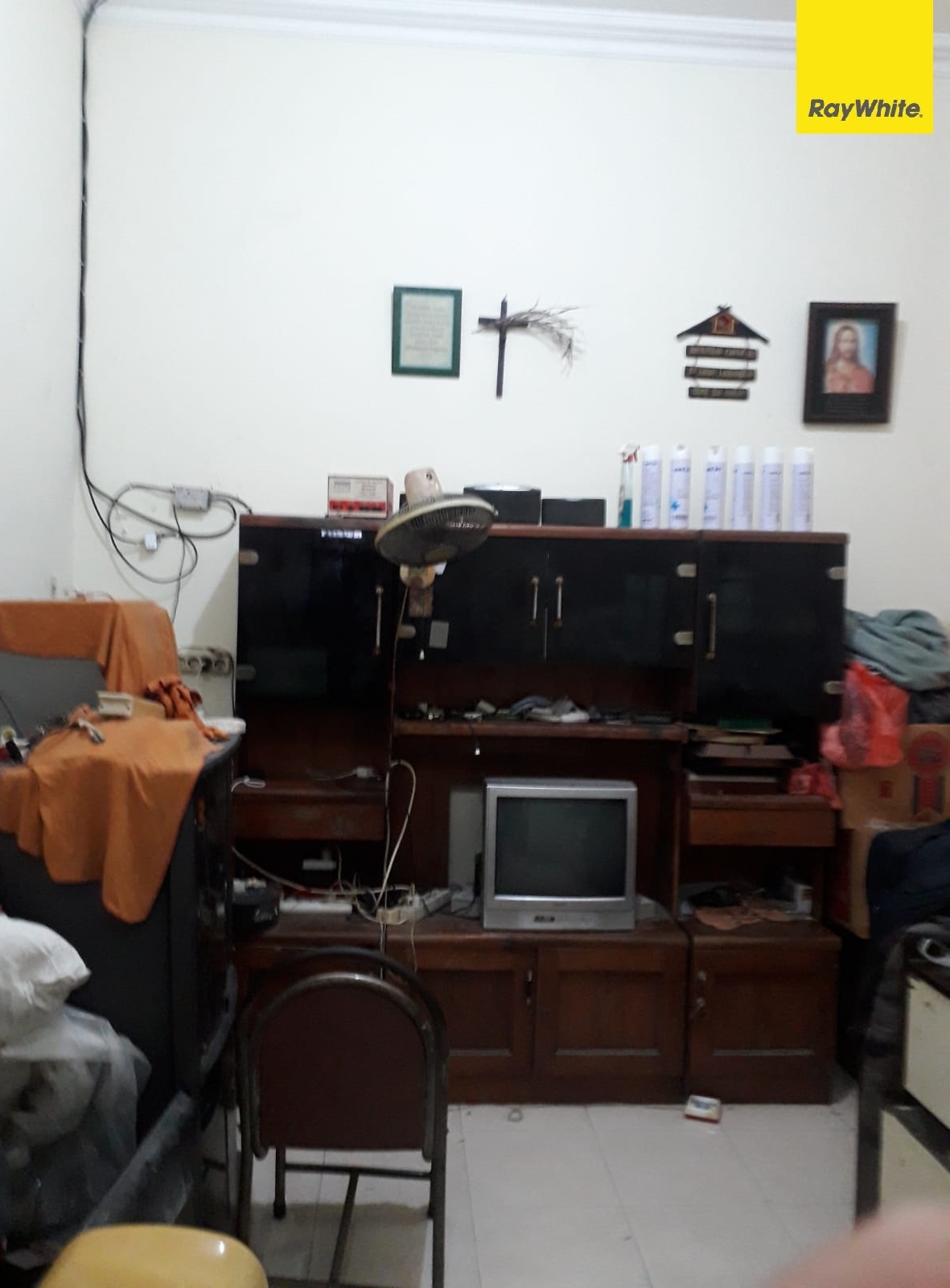 Dijual Rumah SHM Lokasi Strategis di Jl. Karang Asem, Surabaya