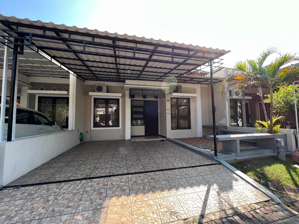 rumah disewakan royal ketintang surabaya