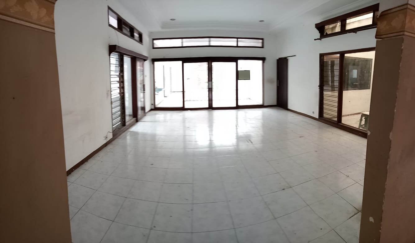 rumah dijual dharmahusada utara surabaya