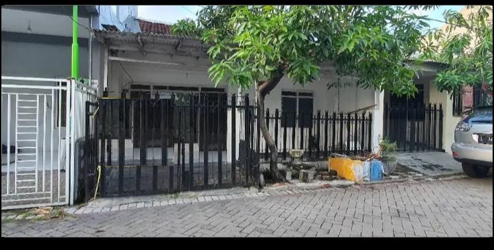 Rumah Dijual Lokasi di Jalan Mulyosari Tengah, Surabaya