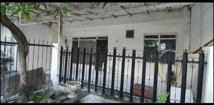 Rumah Dijual Lokasi di Jalan Mulyosari Tengah, Surabaya