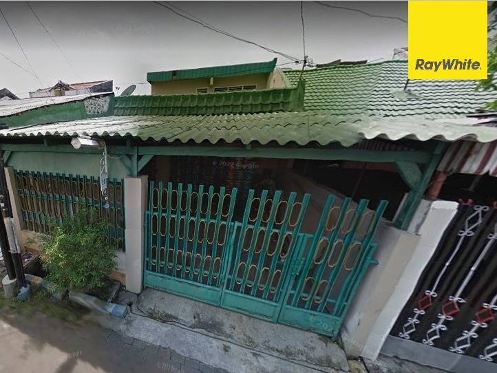 Rumah Disewakan 1,5 Lantai di Jl. Simpang Darmo Permai Selatan