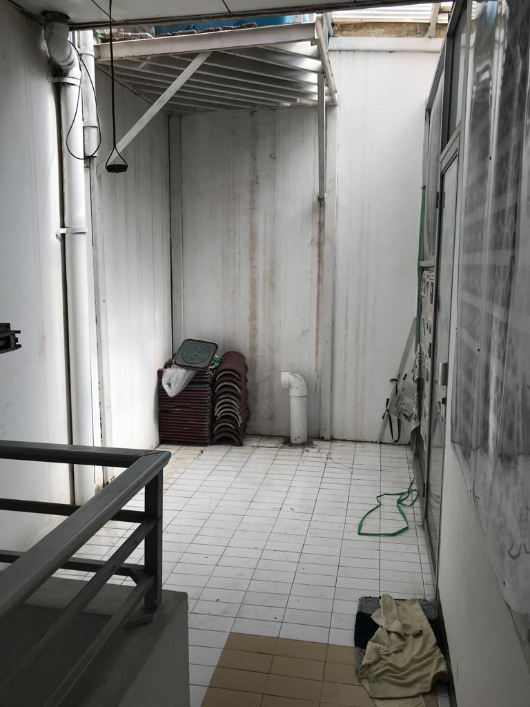Disewakan Rumah 2 Lantai Lokasi di Manyar tirtoyoso, Surabaya