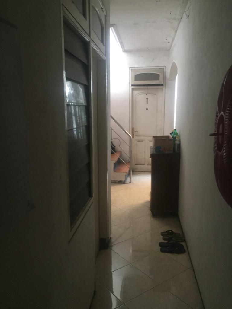 Rumah Dijual 1,5 Lantai di Jl. Gayungsari Barat, Surabaya