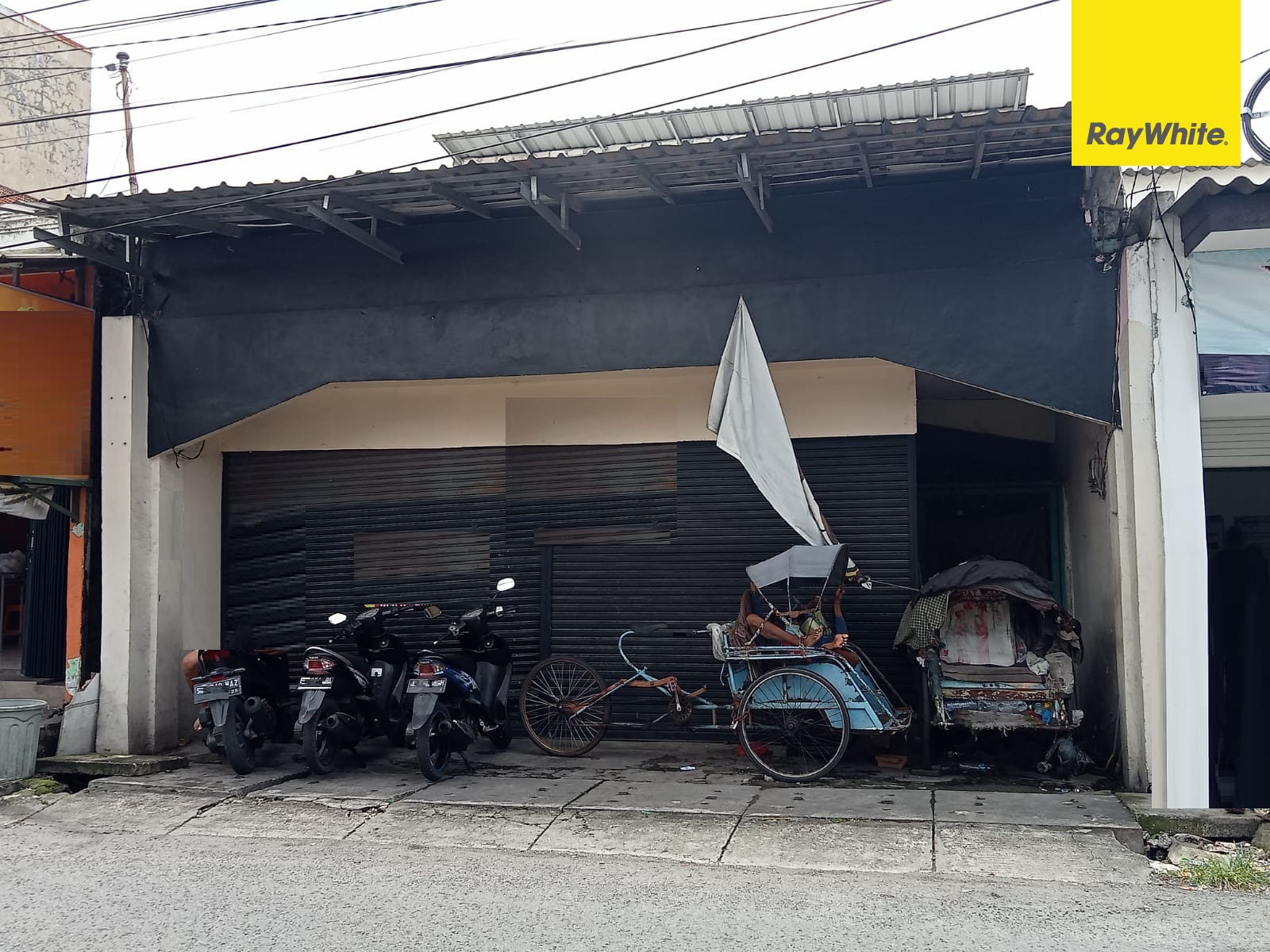 Rumah Usaha Dijual Jalan Jarak, Sawahan, Surabaya