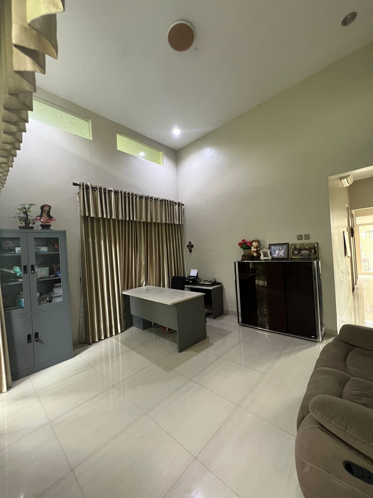 Rumah Dijual Jemur Andayani, Wonocolo, Surabaya