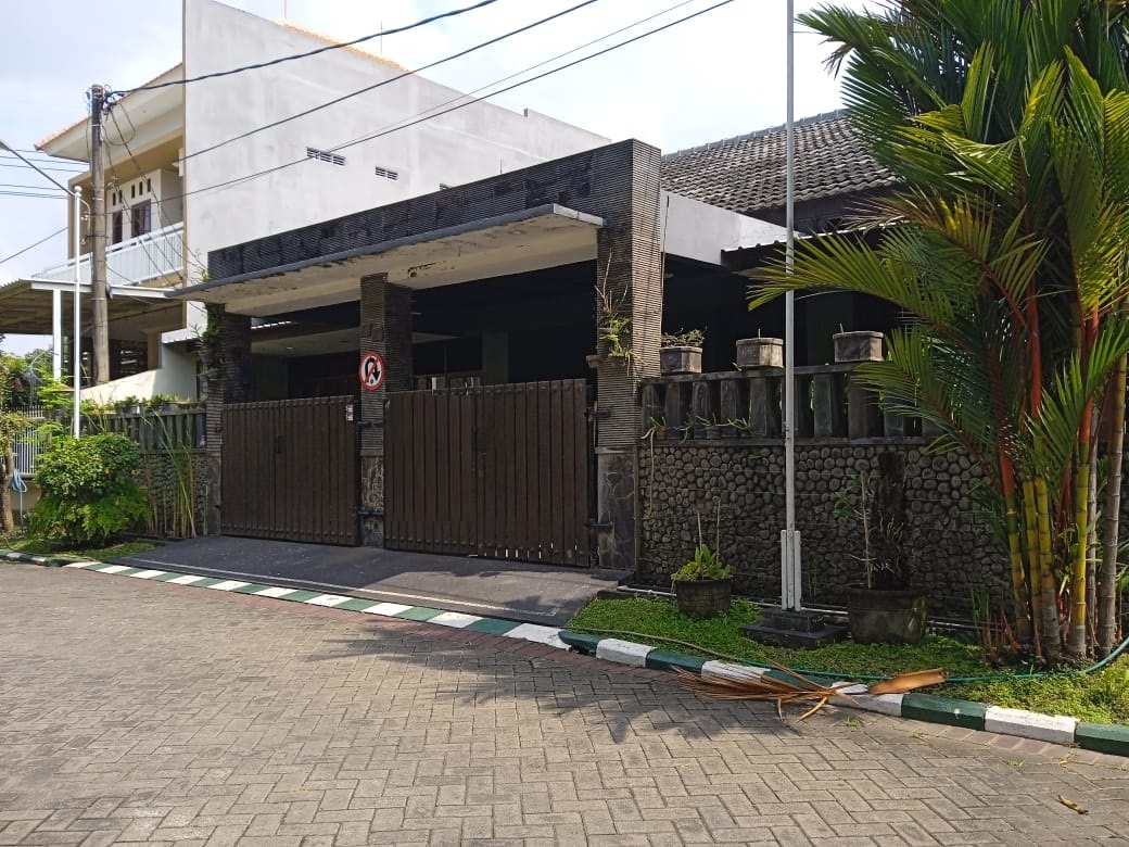 rumah dijual ketintang baru selatan surabaya