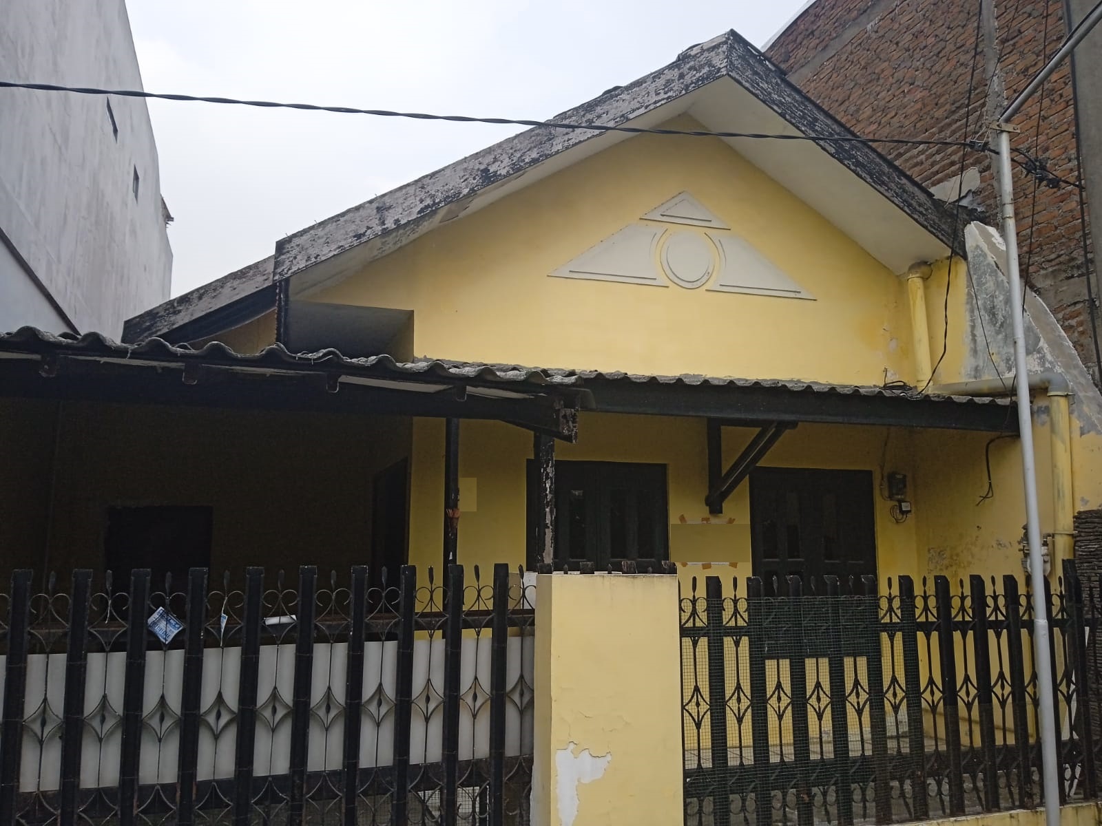 rumah dijual gubeng kertajaya surabaya