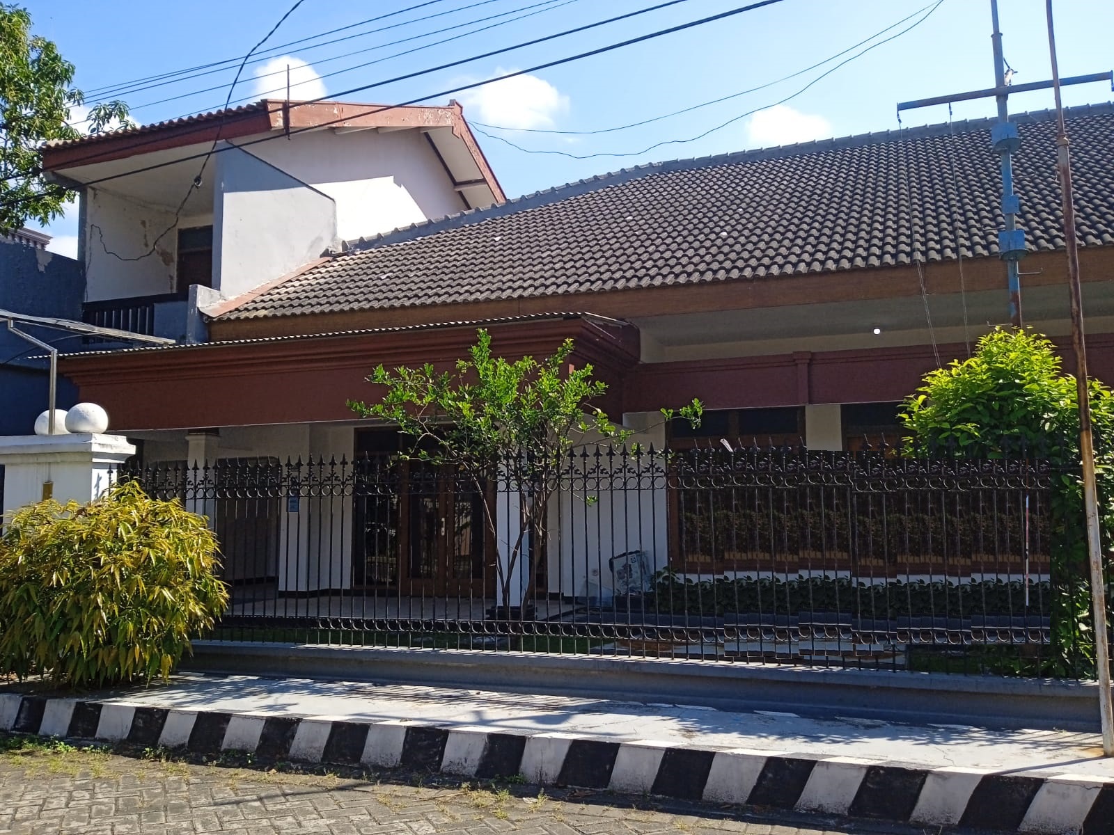 rumah dijual manyar rejo surabaya