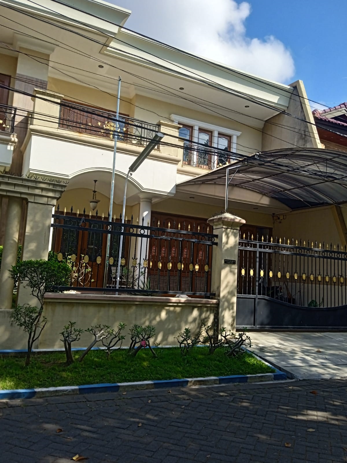 rumah dijual manyar jaya surabaya