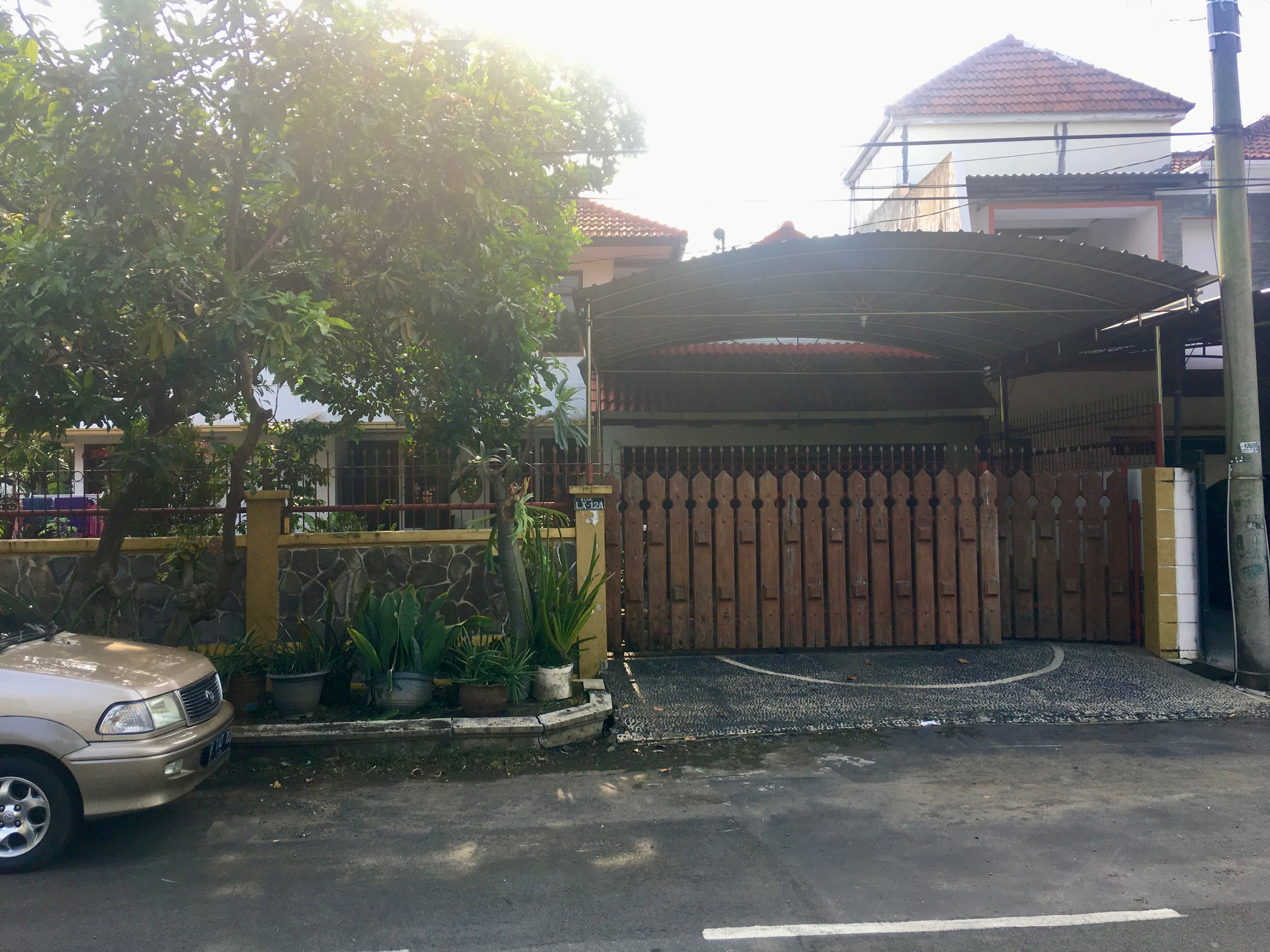 rumah dijual taman pondok indah surabaya