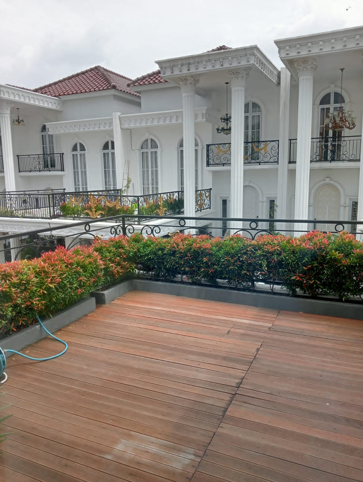 Dijual Rumah Mewah Full Furnished