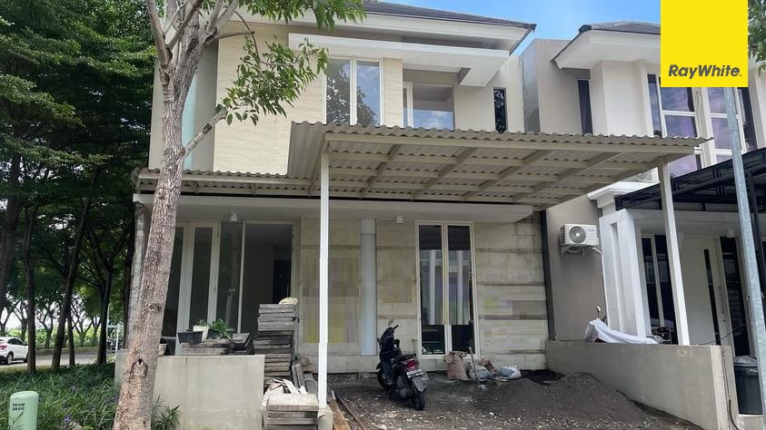 Rumah Dijual Green Lake, Lidah Kulon, Lakarsantri, Surabaya