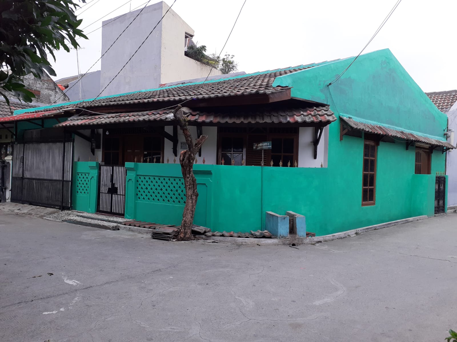 Dijual Rumah 1 LT Dalam Komplek Bisa KPR di Mustikajaya Bekasi