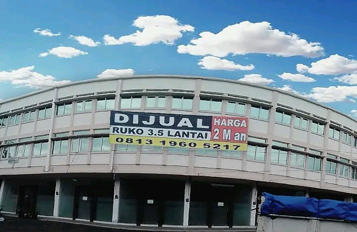 DISEWAKAN 2 RUKO 3 LT DIKAWASAN PUSAT BISNIS KOTA BEKASI