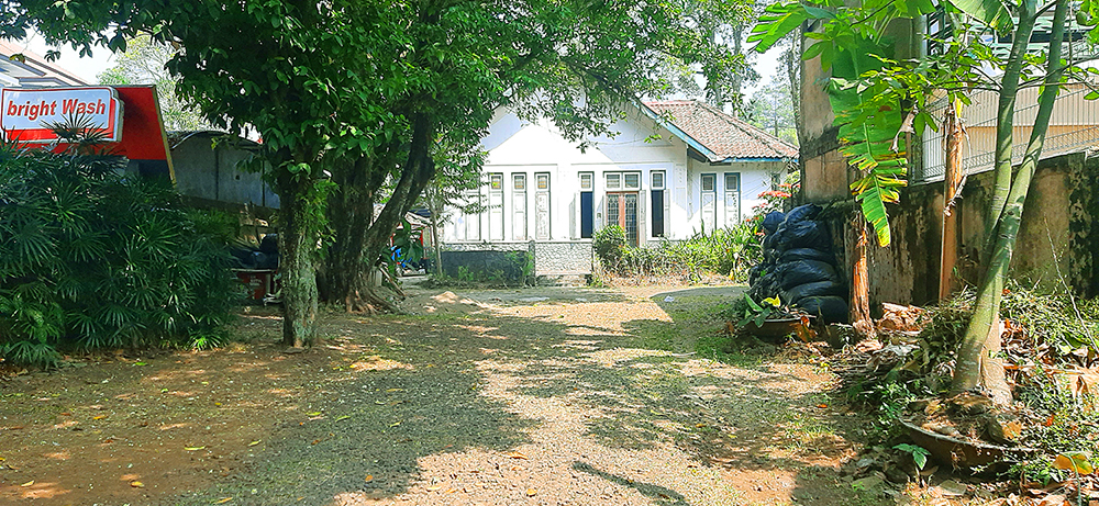 RUMAH HITUNG TANAH DI JL. IR. H. JUANDA DAGO BANDUNG