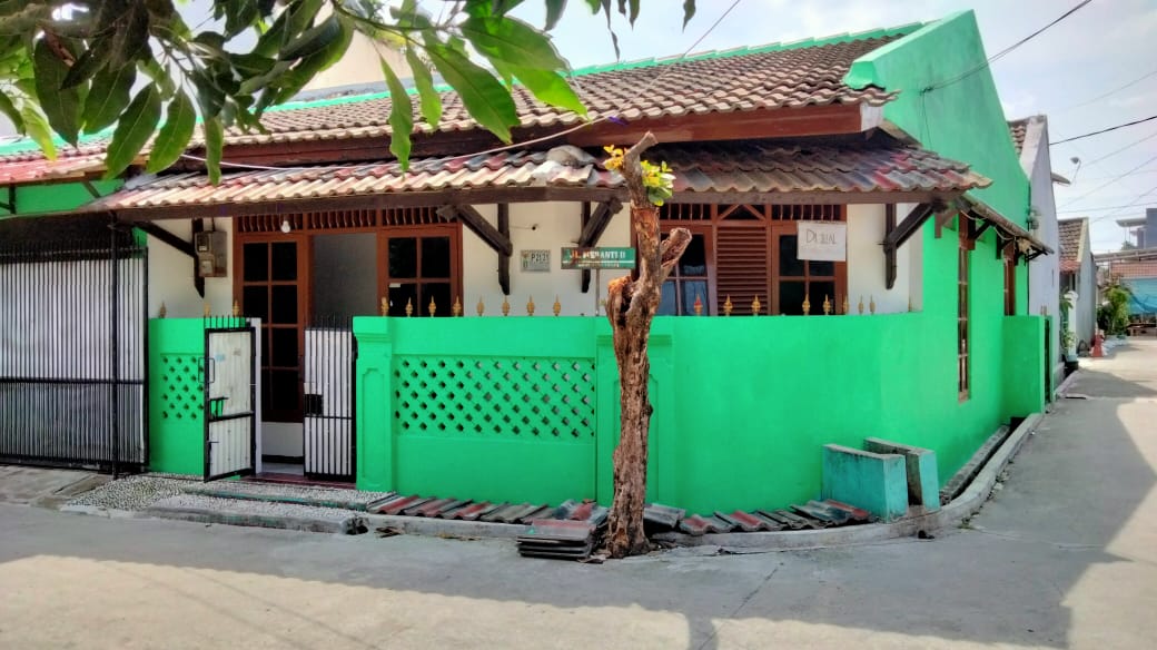 DIJUAL RUMAH HOOK 1 LT BISA KPR DALAM KOMPLEK MUSTIKAJAYA BEKASI