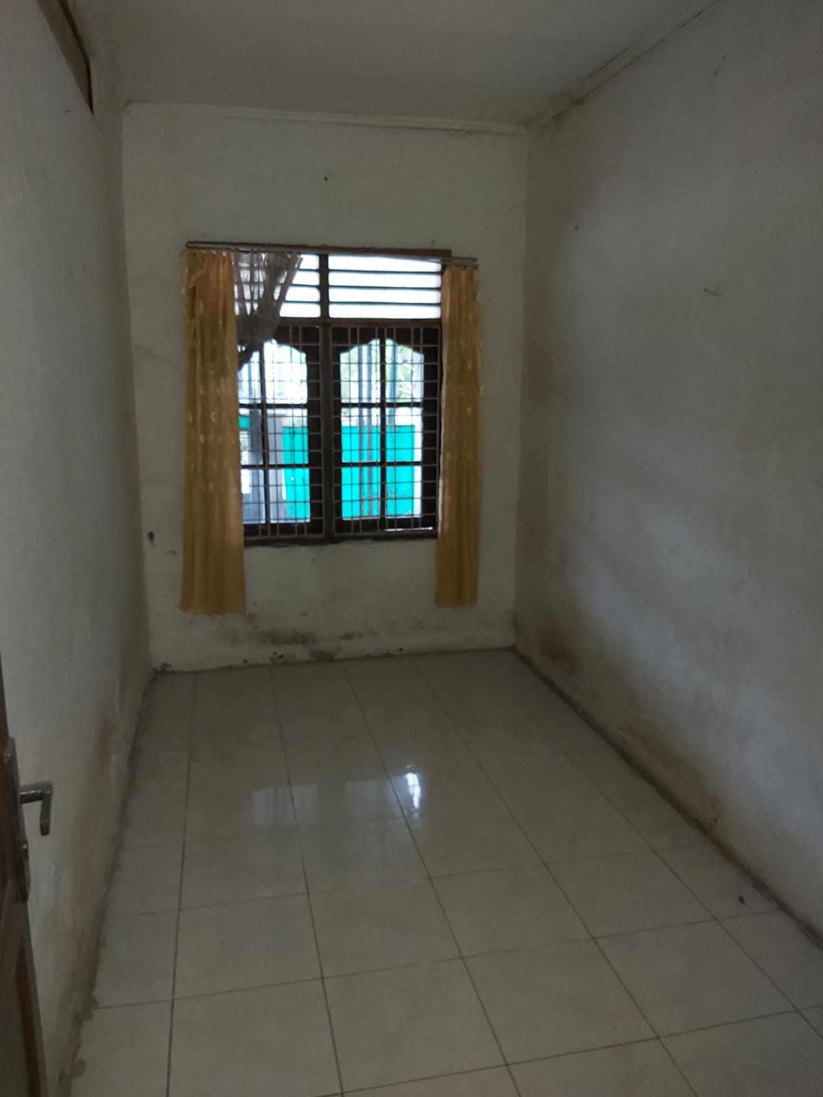 Disewakan / Dijual Rumah Strategis Pusat Kota