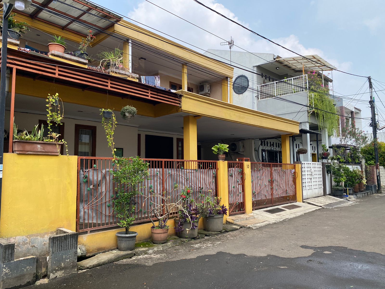 Dijual Rumah 2 Lantai di Jatibening Bekasi Mepet Jakarta Timur