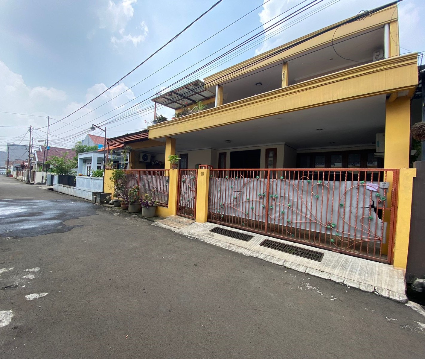 Dijual Rumah 2 Lantai di Jatibening Bekasi Mepet Jakarta Timur