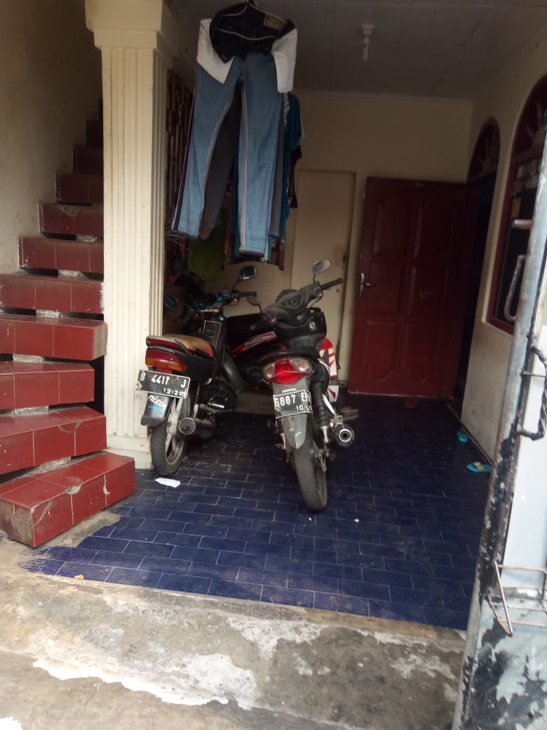 Rumah Masuk Gang Area Potlot, 250 M Ke Duren Tiga Raya